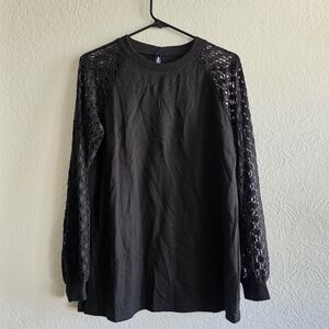 Chic Black Lace Sleeve Top